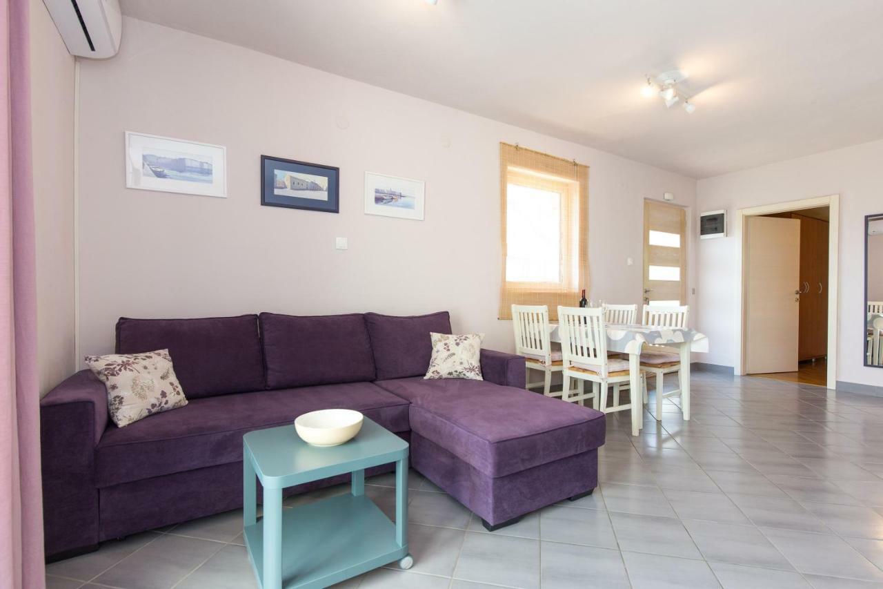 Apartments Marta 크르크 외부 사진